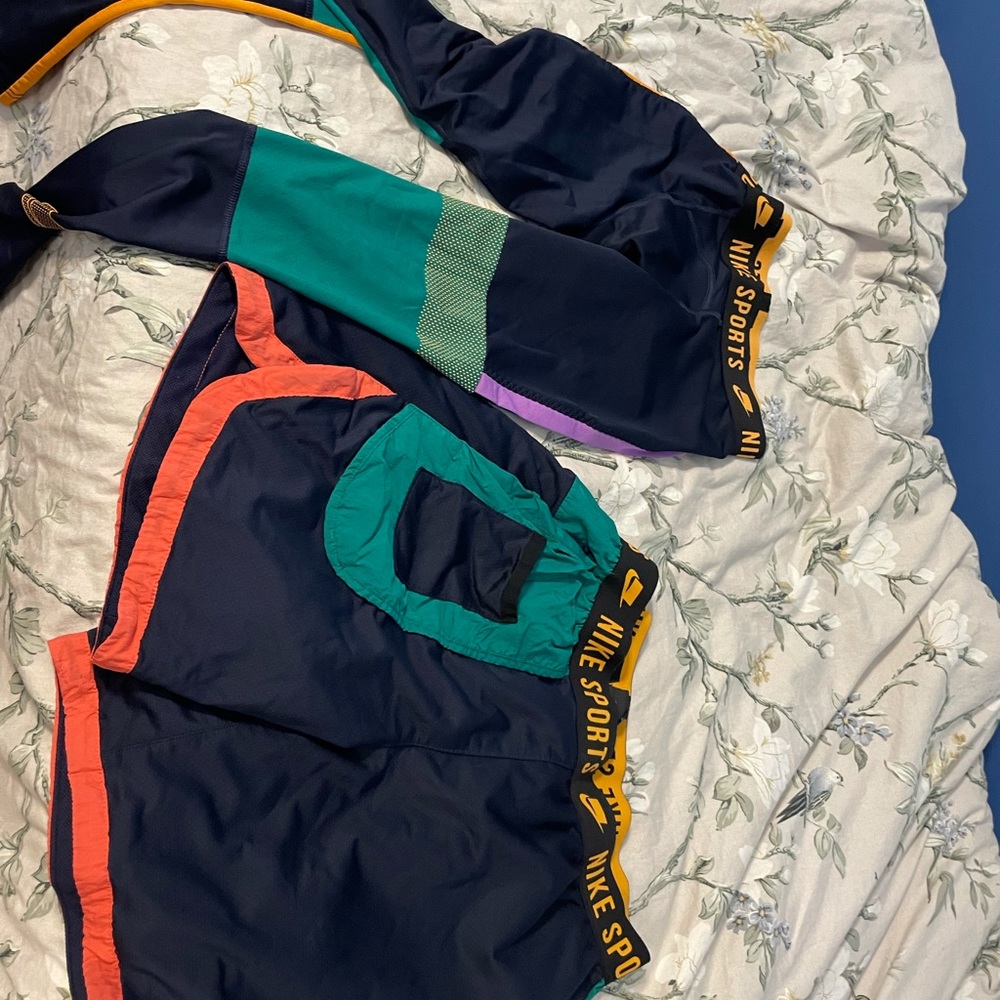 Nike Sport Clash Shorts/Leggings - M - Navy/Gold